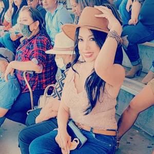 Meet your Posher, Maricela